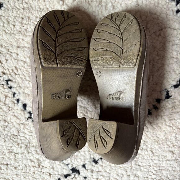 Dansko Sammy size 38 taupe nubuck leather clog mules - Picture 5 of 8